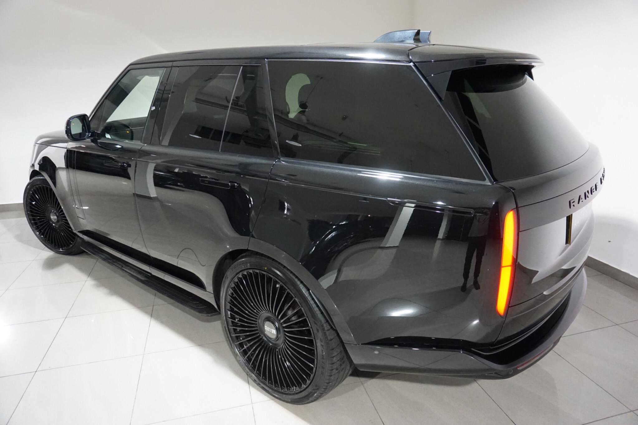 Land Rover Range Rover 3.0 D300 MHEV Autobiography SUV 5dr Diesel Auto 4WD Euro 6 (s/s) (300 ps)